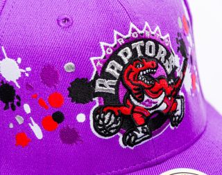 Custom @mitchellandness ONLINE na @snapbackscz 🖊️‼️🪡💯🌐 #awonthecapislit